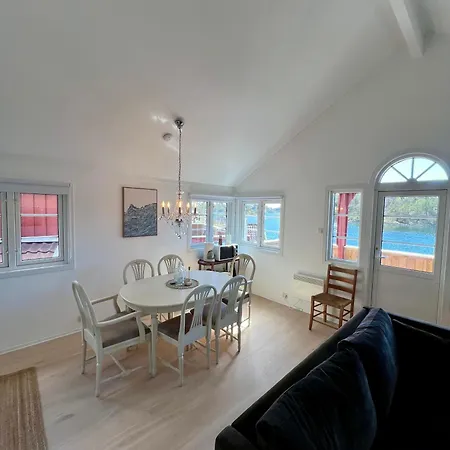 Fritidsbolig Ved Sjoen I - Kort Kjoretur Til Dyreparken Apartman