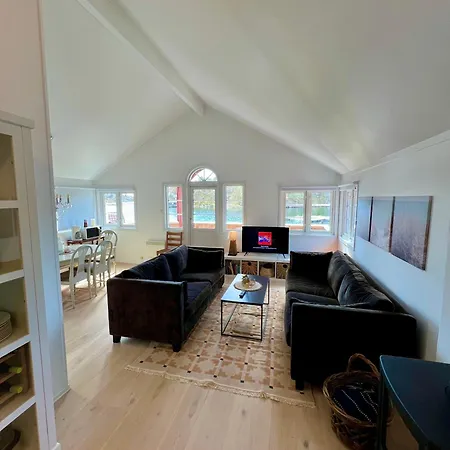 Fritidsbolig Ved Sjoen I - Kort Kjoretur Til Dyreparken Apartamento Kristiansand