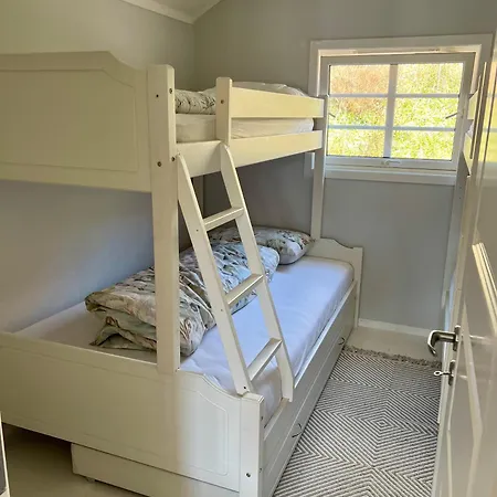 Apartman Fritidsbolig Ved Sjoen I - Kort Kjoretur Til Dyreparken Kristiansand