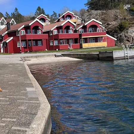 Fritidsbolig Ved Sjoen I - Kort Kjoretur Til Dyreparken Kristiansand